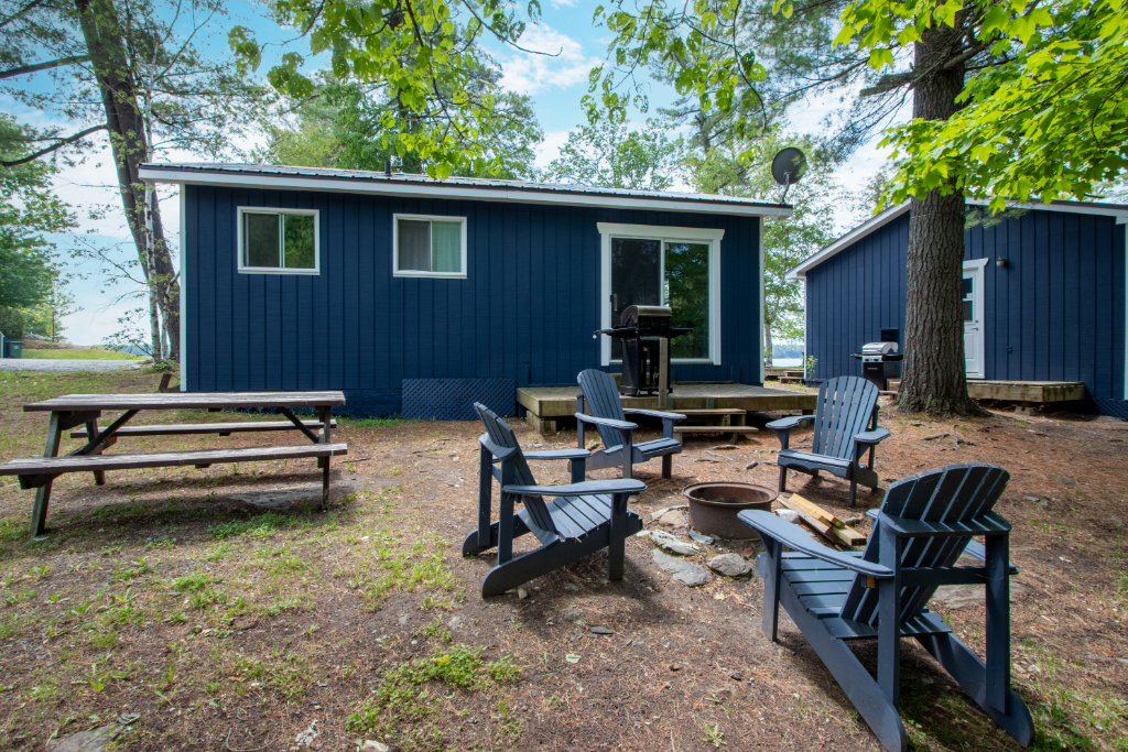 Canoe Cove - Cabin #11